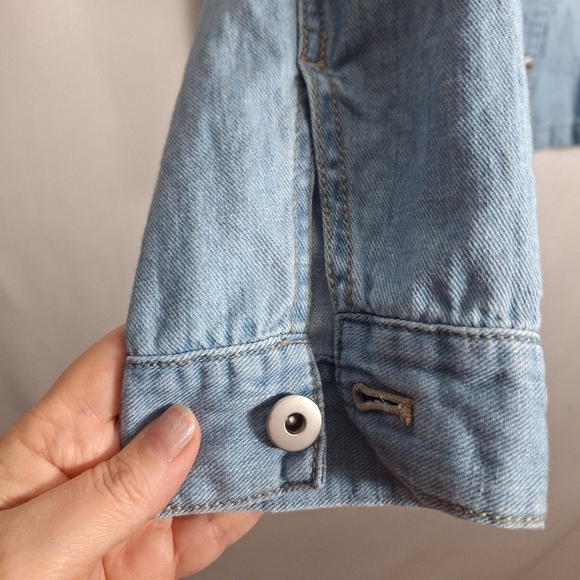 J Jill Linen Denim Top Button Down Long Sleeve Chambray Country Western Medium T - Picture 3 of 11